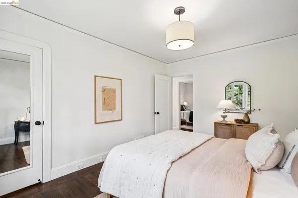 $1,075,000 | 5617 Moraga Avenue, Oakland, CA 94611