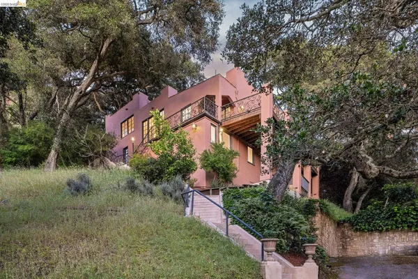 $1,075,000 | 5617 Moraga Avenue, Oakland, CA 94611