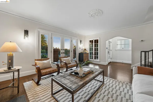 $1,075,000 | 5617 Moraga Avenue, Oakland, CA 94611