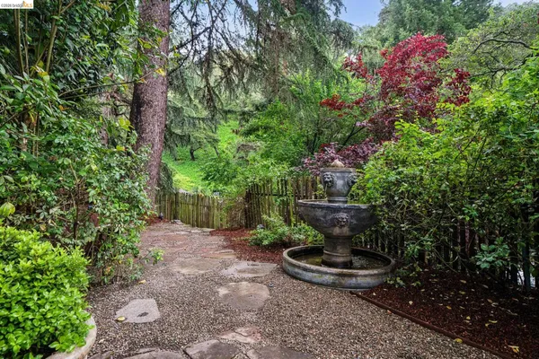 $1,075,000 | 5617 Moraga Avenue, Oakland, CA 94611