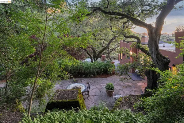 $1,075,000 | 5617 Moraga Avenue, Oakland, CA 94611