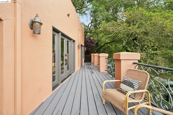 $1,075,000 | 5617 Moraga Avenue, Oakland, CA 94611