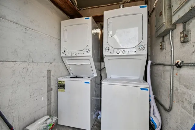 $1,990,000 | 6538 42nd Avenue North, Kenneth City, FL 33709