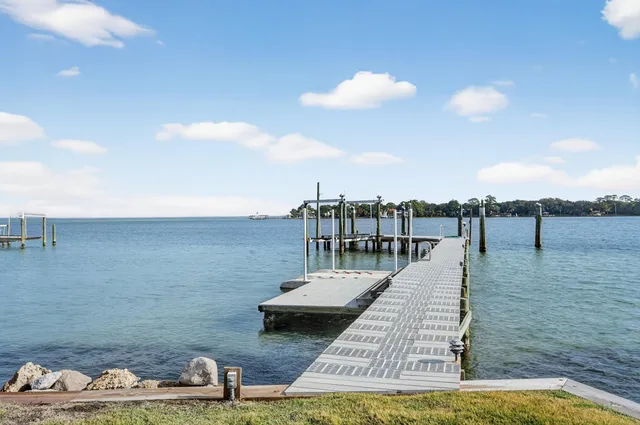 $3,049,900 | 901 Peacock's Point Drive, Destin, FL 32541