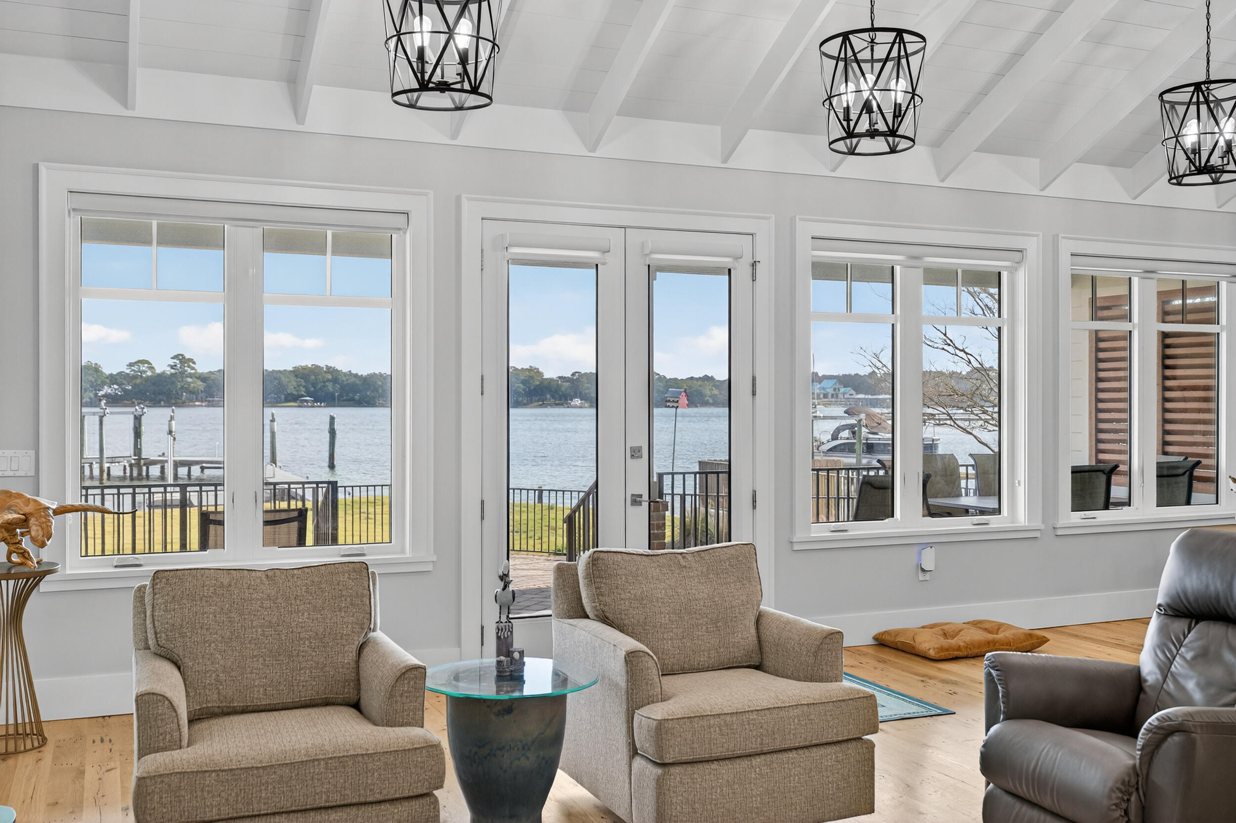 901 Peacock's Point Drive Destin, FL 32541 - Photo 10 of 64 a living room with furniture and windows