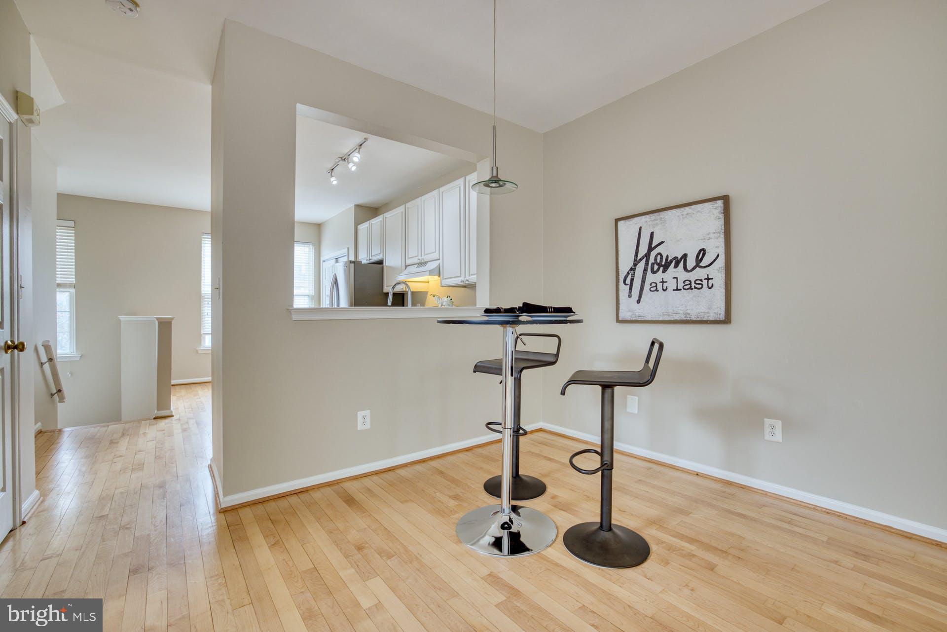 11482 Heritage Commons Way Reston, VA 20194 - Photo 14 of 32