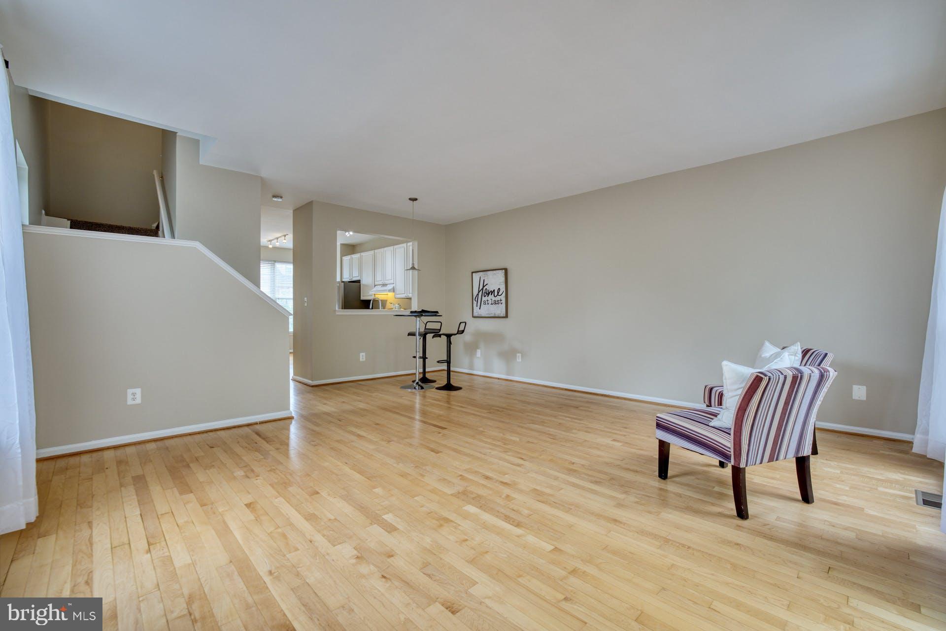 11482 Heritage Commons Way Reston, VA 20194 - Photo 18 of 32