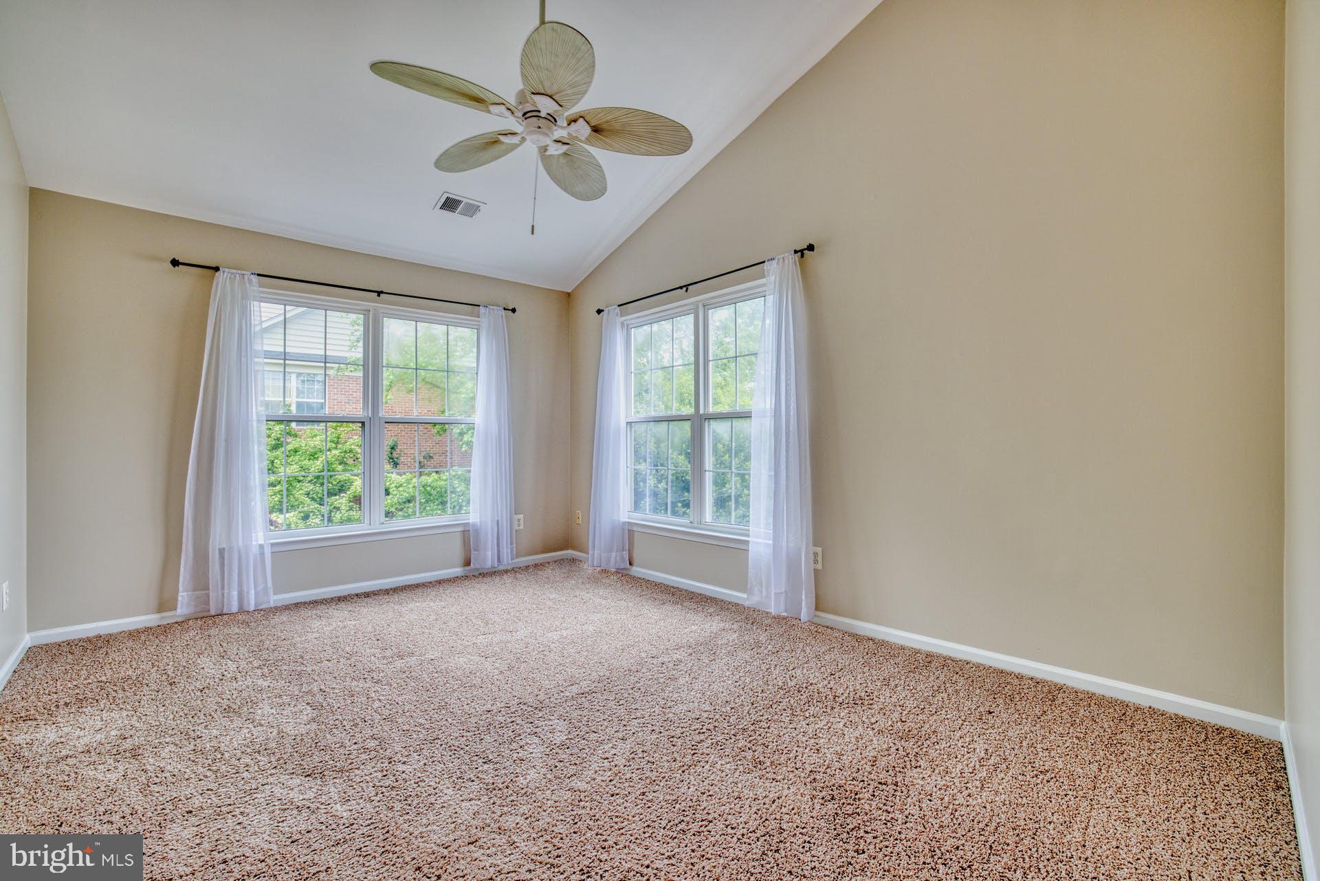 11482 Heritage Commons Way Reston, VA 20194 - Photo 20 of 32 Vaulted ceilings in bedroom suites
