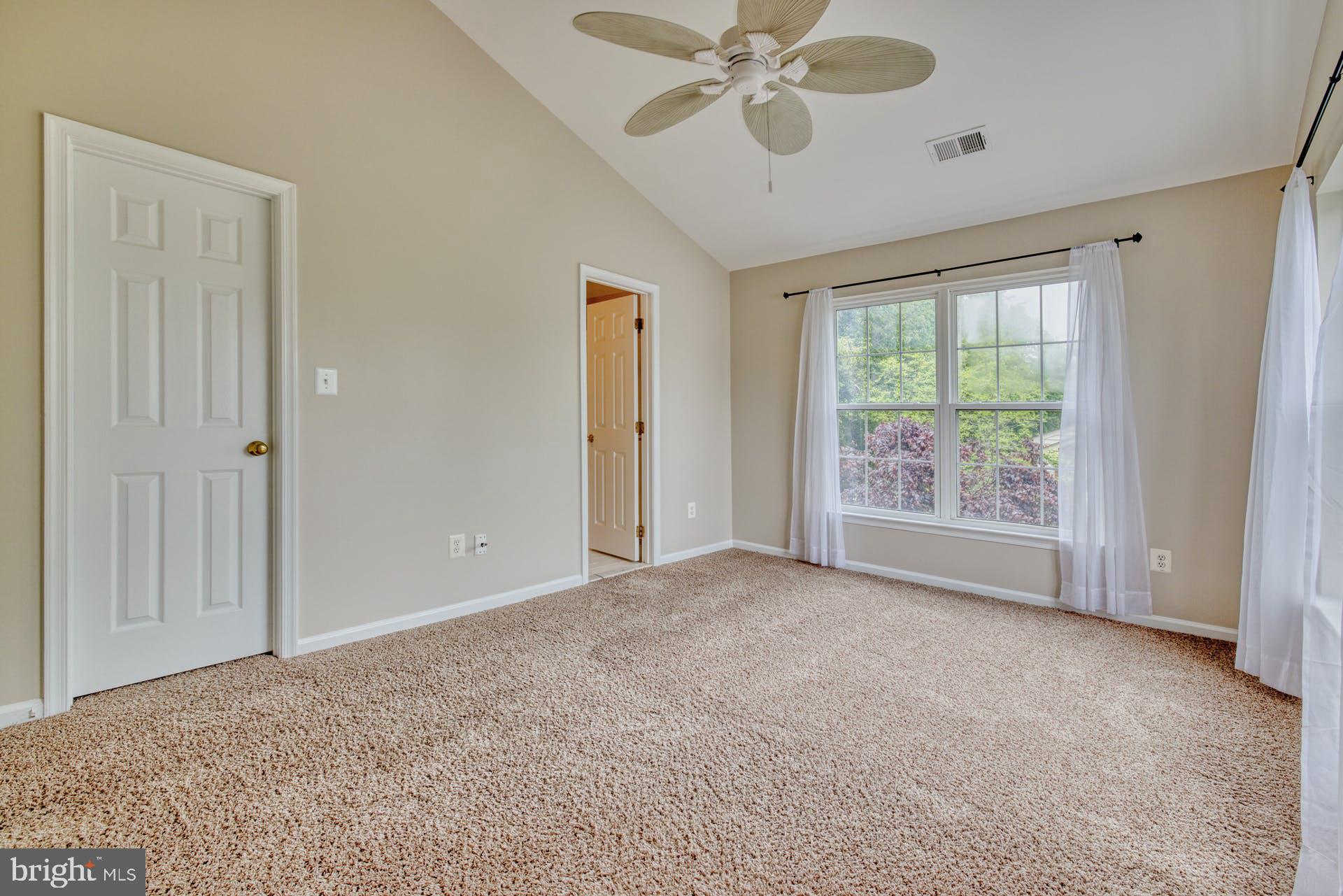 11482 Heritage Commons Way Reston, VA 20194 - Photo 21 of 32