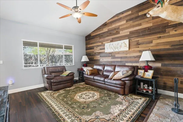 $550,000 | 4072 Alex Lane, Carmichael, CA 95608