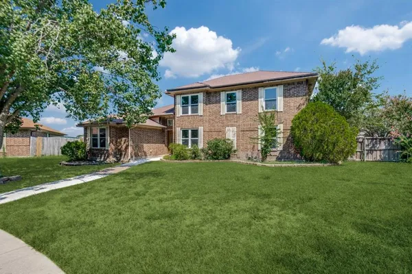 $2,550 | 8029 Rice Drive, Rowlett, TX 75088