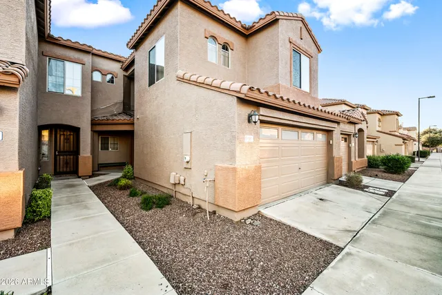 $2,000 | 2600 East Springfield Place, Unit 53, Chandler, AZ 85286