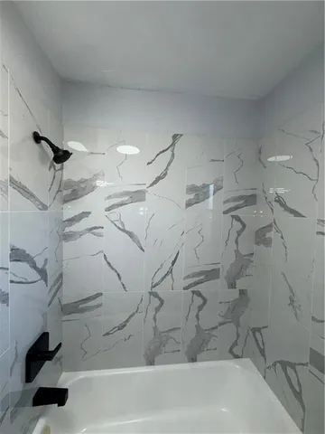 $245,000 | 7507 East 76th Street, Kansas City, MO 64138