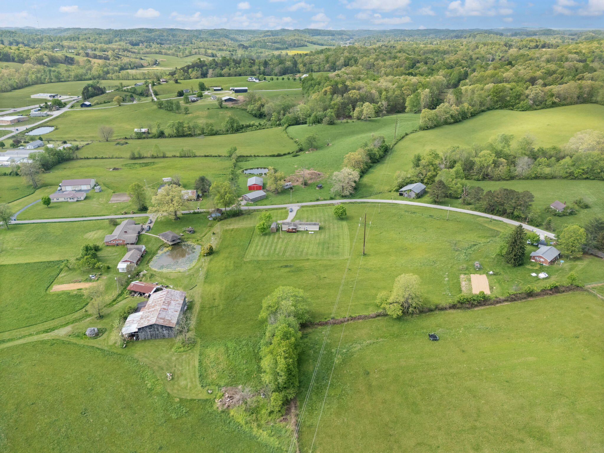 168 Victory Greenmount Road London, KY 40741 - Photo 60 of 64 60-web-or-mls-DJI_20250429104855_0439_D