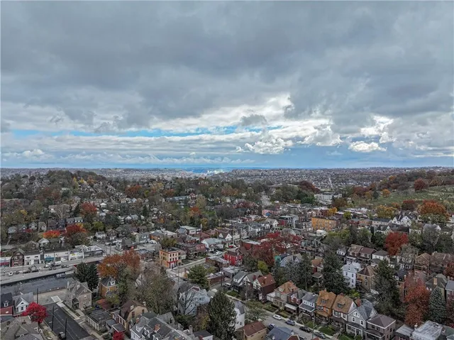 $199,999 | 939 Delevan Street, Pittsburgh, PA 15217