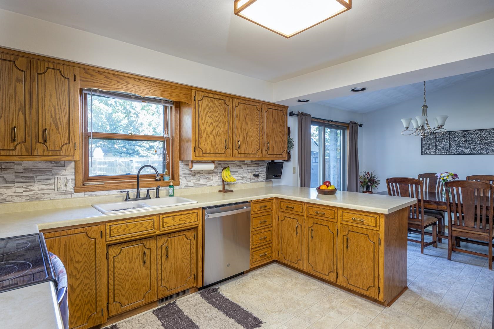 2656 West Sunnyview Road Appleton, WI 54914 - Photo 6 of 39