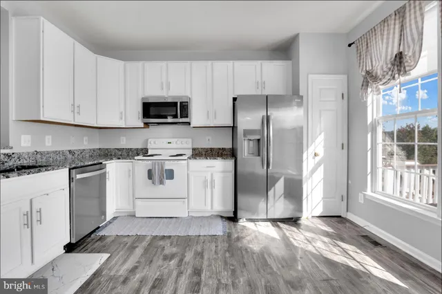 $599,999 | 25336 Sweetness Terrace, Aldie, VA 20105