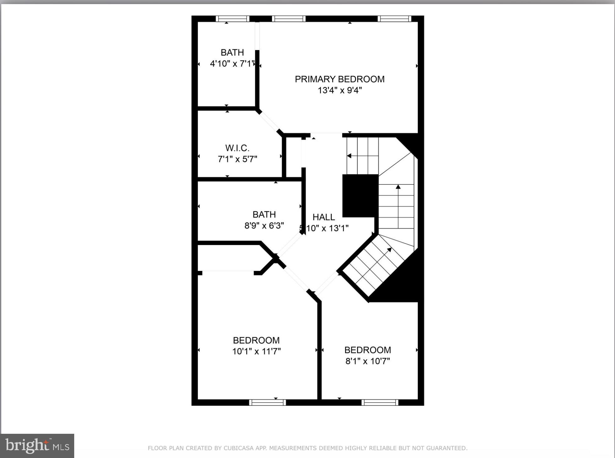 25336 Sweetness Terrace Aldie, VA 20105 - Photo 32 of 33 a picture of a book and a bed