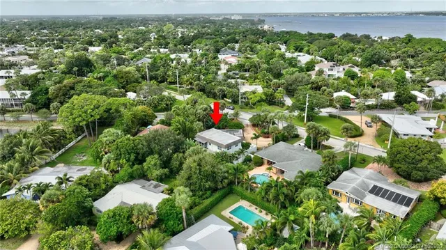 $875,000 | 80 Southeast St Lucie Boulevard, Stuart, FL 34996