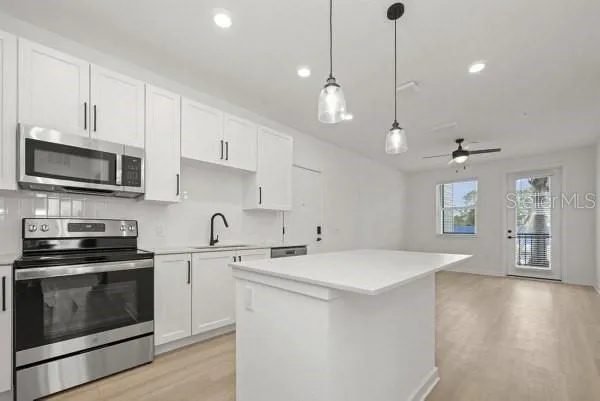 $1,931 | 2790 Grand Avenue, Unit A1, St. Petersburg, FL 33716