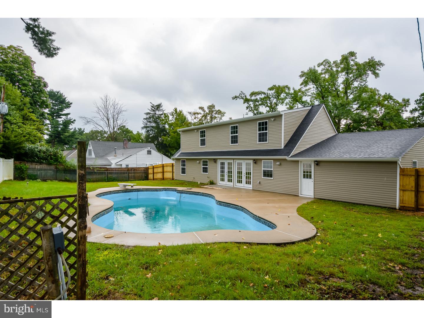 65 Sweetgum Road Levittown, PA 19056 - Photo 2 of 25 Gallery Image 2