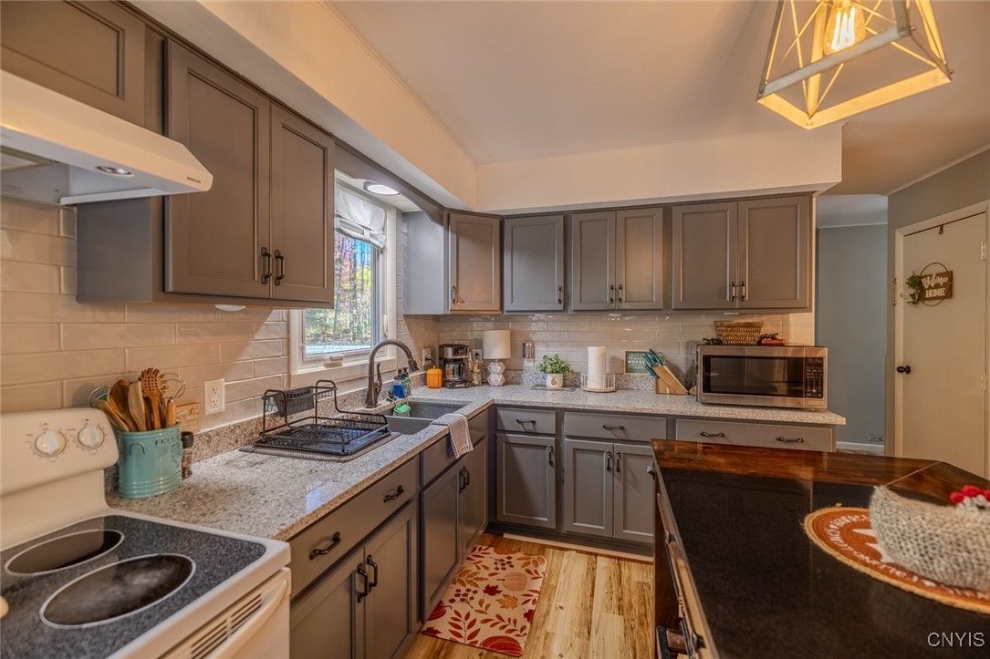 5001 Hill Road Verona, NY 13421 - Photo 8 of 35