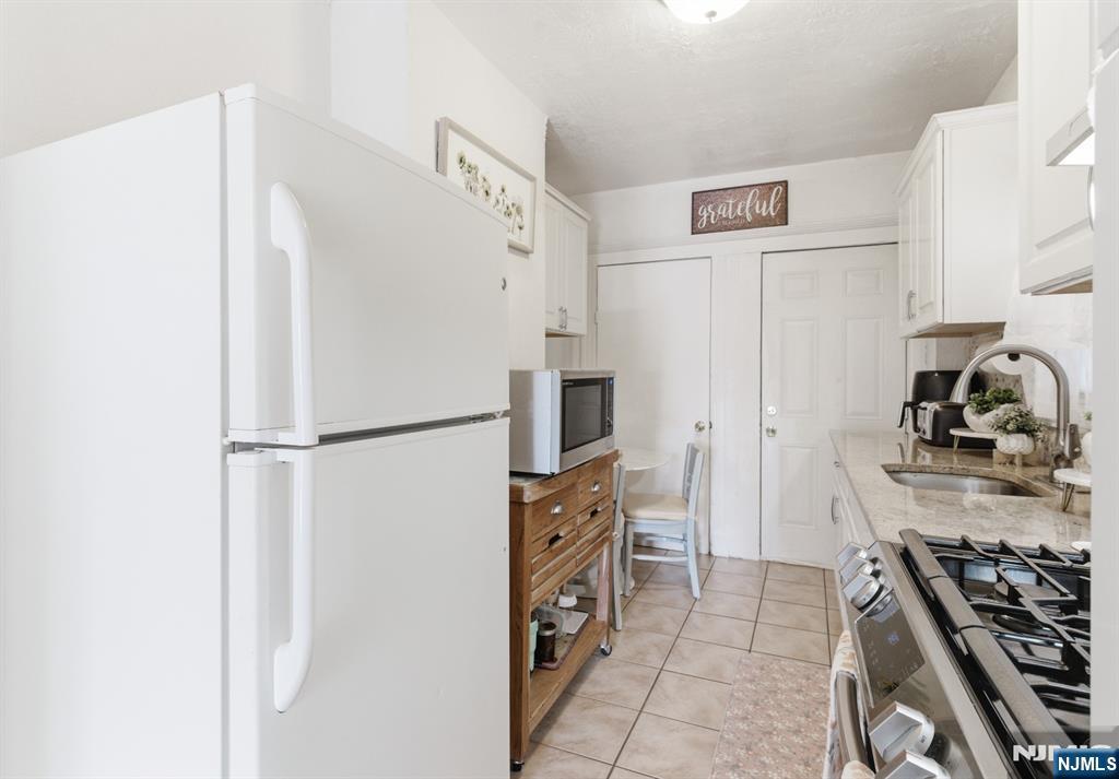 209 Taylor Street Orange, NJ 07050 - Photo 8 of 18