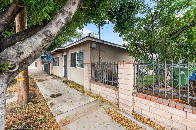 $1,100,000 | 10004 San Fernando Road, Pacoima, CA 91331