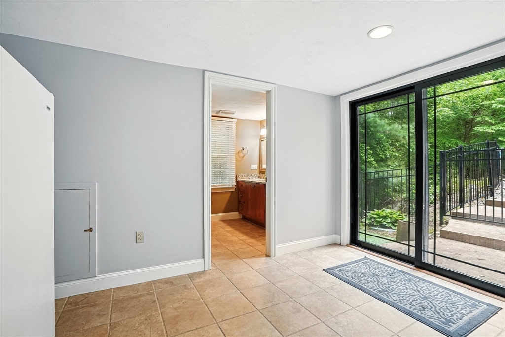 4 Leonard Road Mendon, MA 01756 - Photo 35 of 42 Gallery Image 35