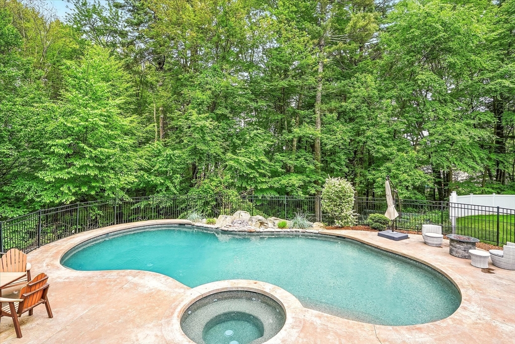 4 Leonard Road Mendon, MA 01756 - Photo 42 of 42 Gallery Image 42