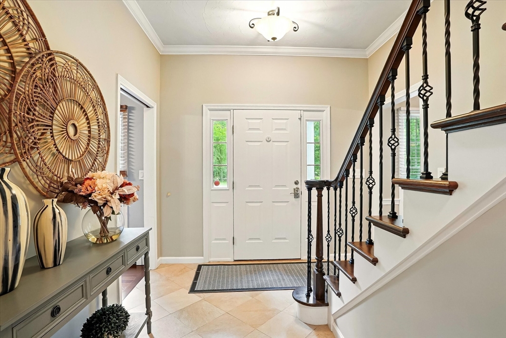 4 Leonard Road Mendon, MA 01756 - Photo 6 of 42 Gallery Image 6