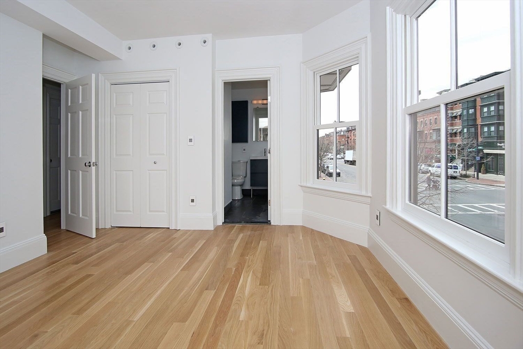 53 Union Park, Unit 1 Boston, MA 02118 - Photo 9 of 14