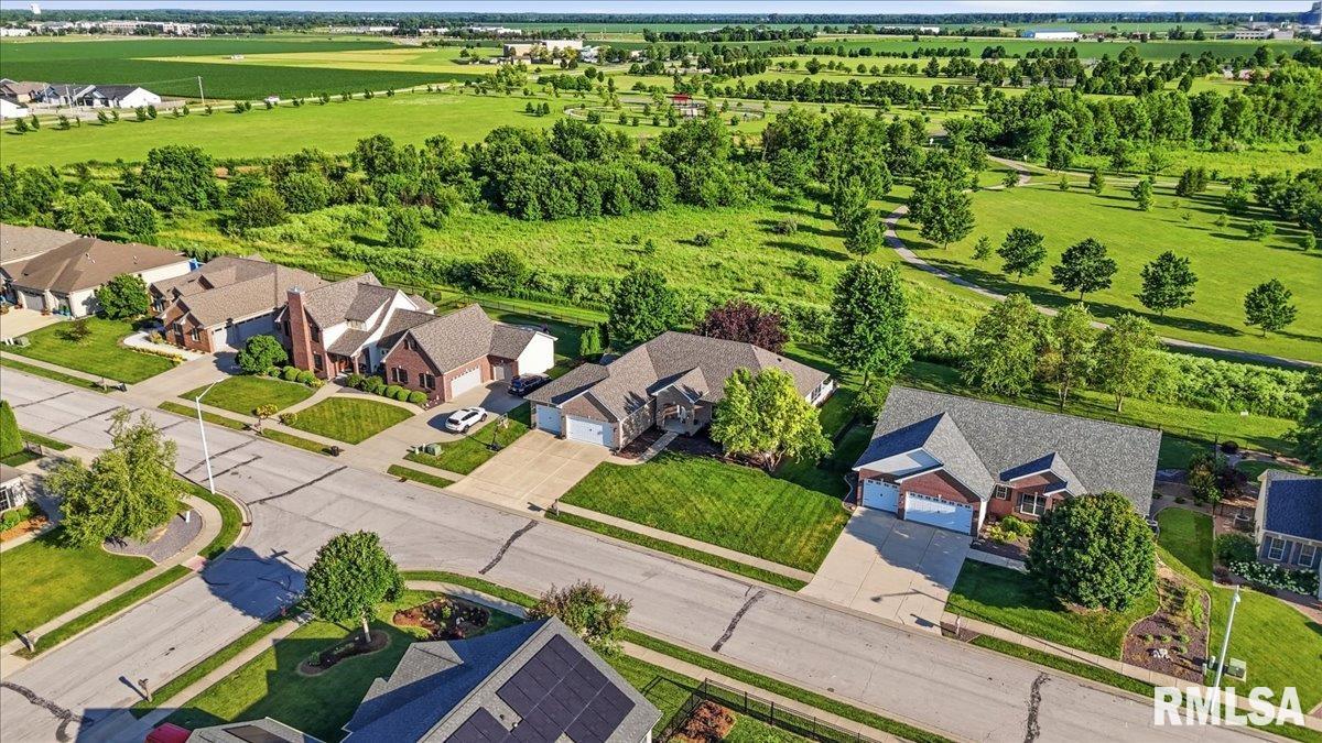 5616 Legacy Lane Springfield, IL 62711 - Photo 7 of 54