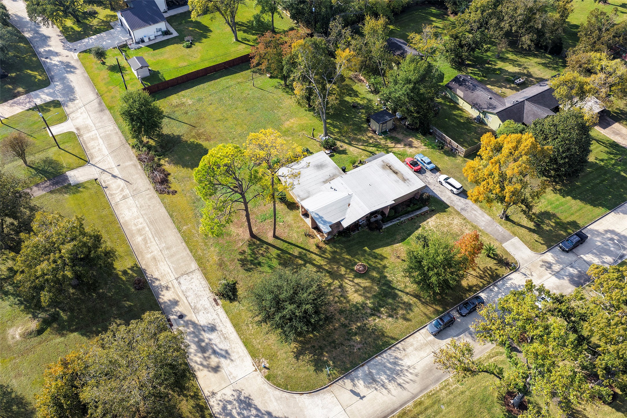 9217 Sequoia Drive Houston, TX 77041 - Photo 4 of 8 an aerial view of a house with a yard