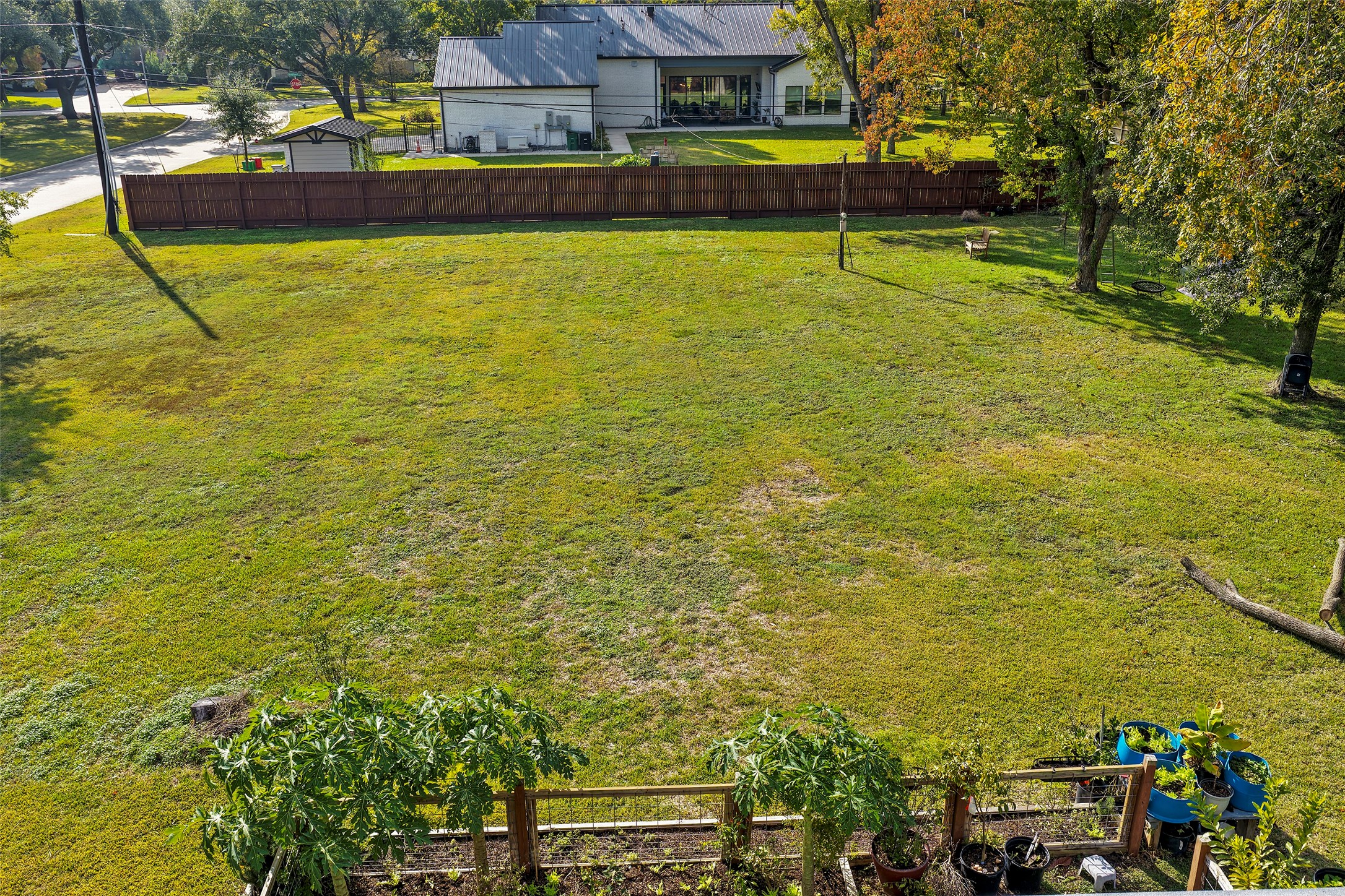 9217 Sequoia Drive Houston, TX 77041 - Photo 6 of 8 a view of an ocean view