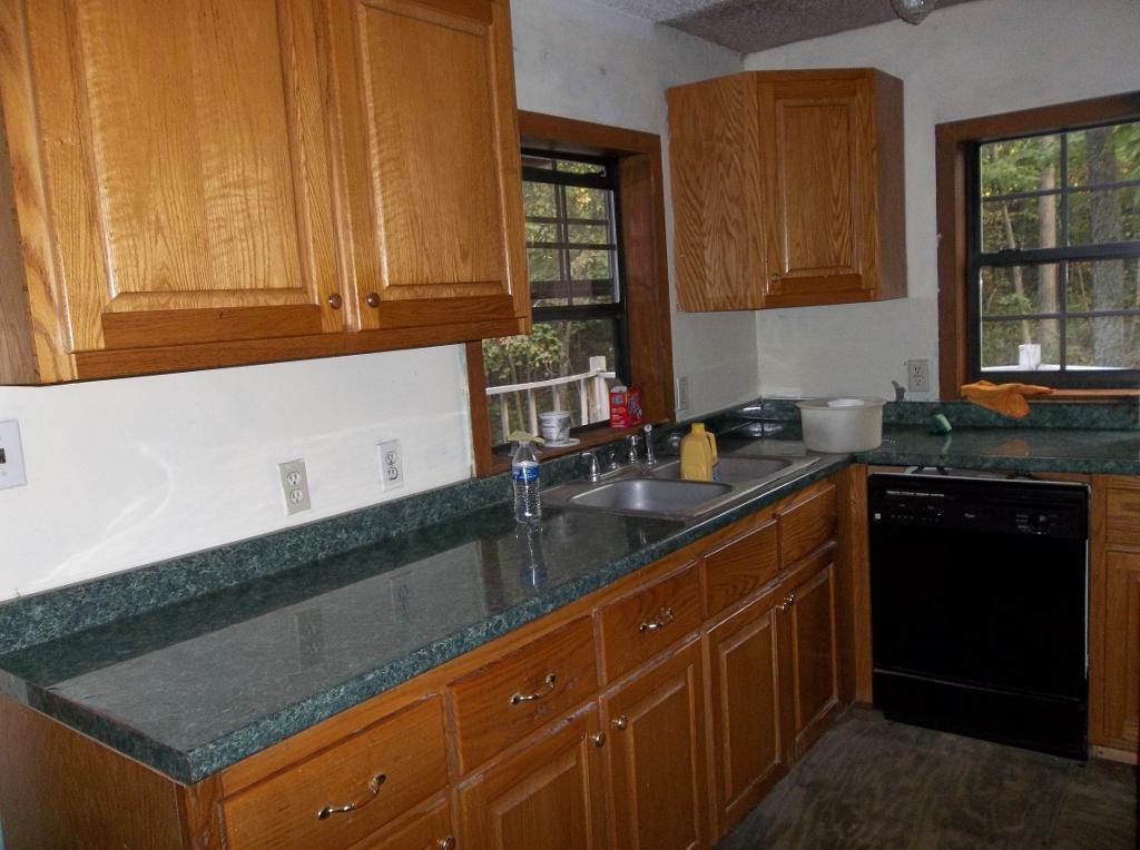 816 Ridge Road West, Unit 111/112/113 Crossville, TN 38572 - Photo 7 of 26 100_3419 (1024x764)