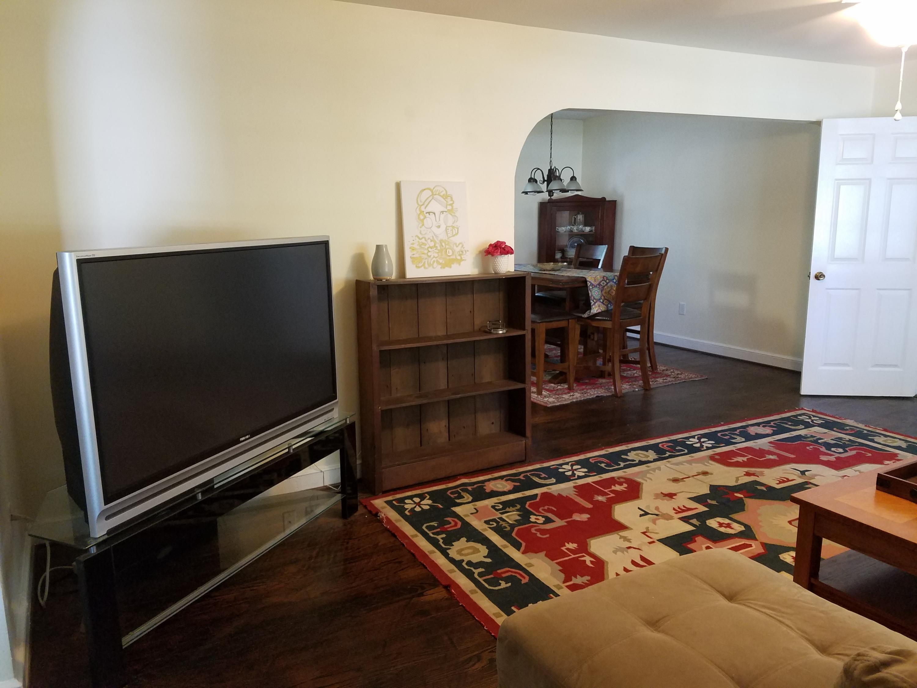 1829 Old Parsonage Road Charleston, SC 29414 - Photo 5 of 45 Living to Dining Room