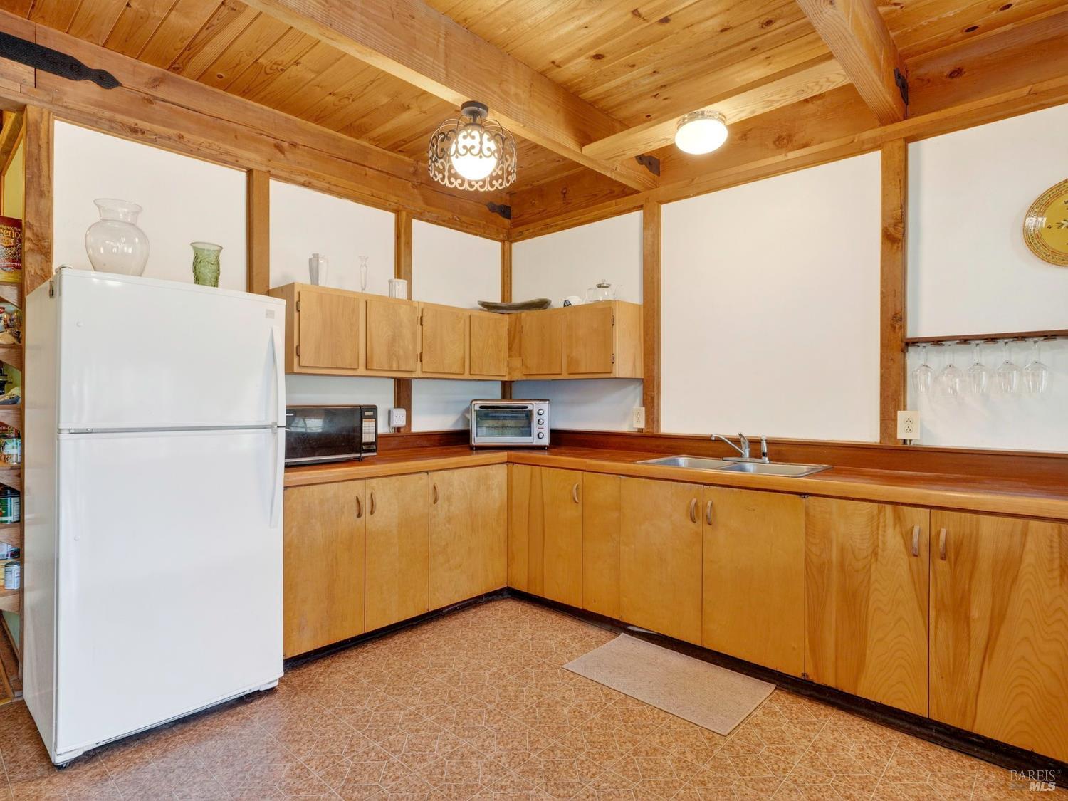 2333 Guntley Road Philo, CA 95466 - Photo 20 of 57 Gallery Image 20