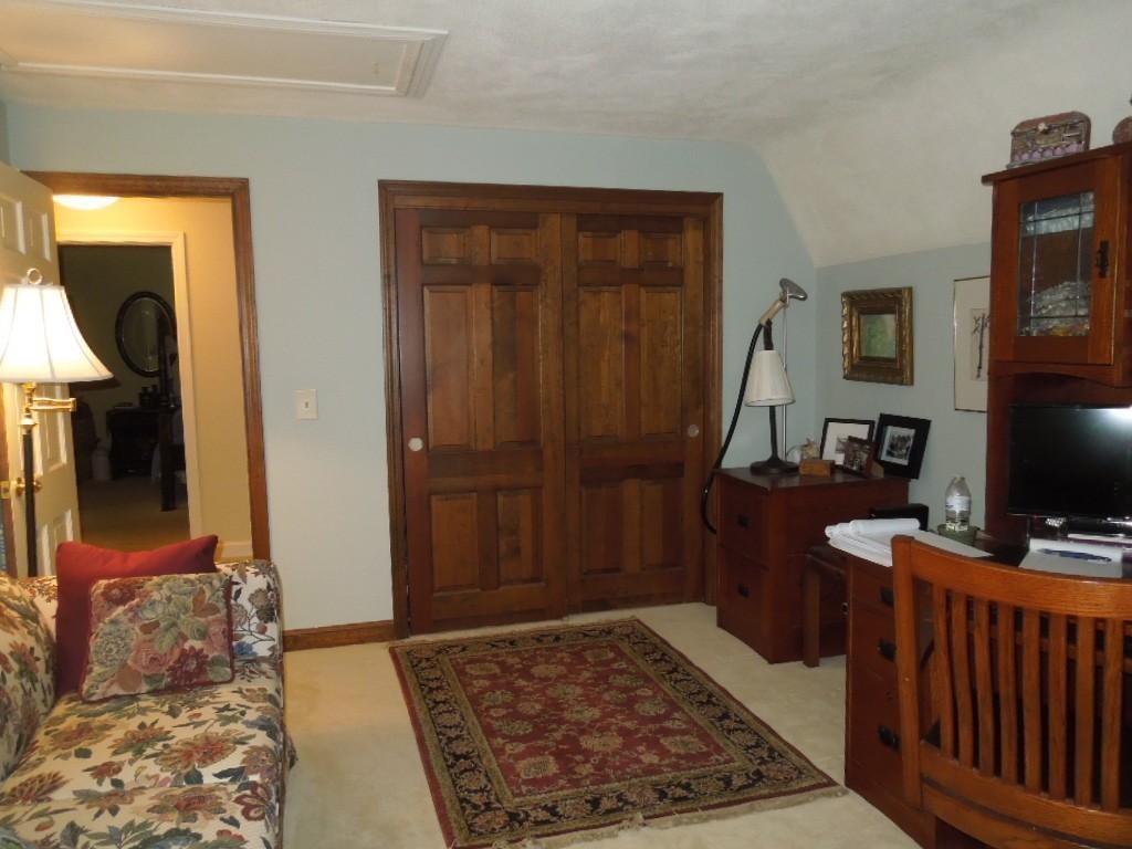 19 Old Homestead Road Westford, MA 01886 - Photo 13 of 28 Gallery Image 13
