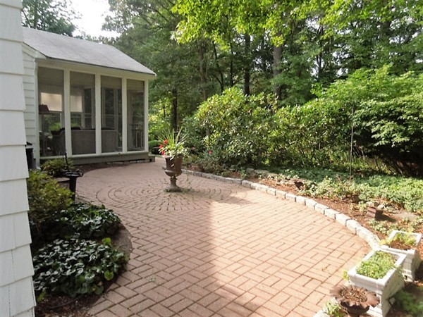 19 Old Homestead Road Westford, MA 01886 - Photo 26 of 28 Gallery Image 26