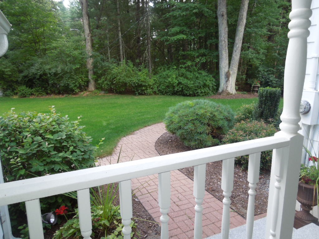 19 Old Homestead Road Westford, MA 01886 - Photo 3 of 28 Gallery Image 3