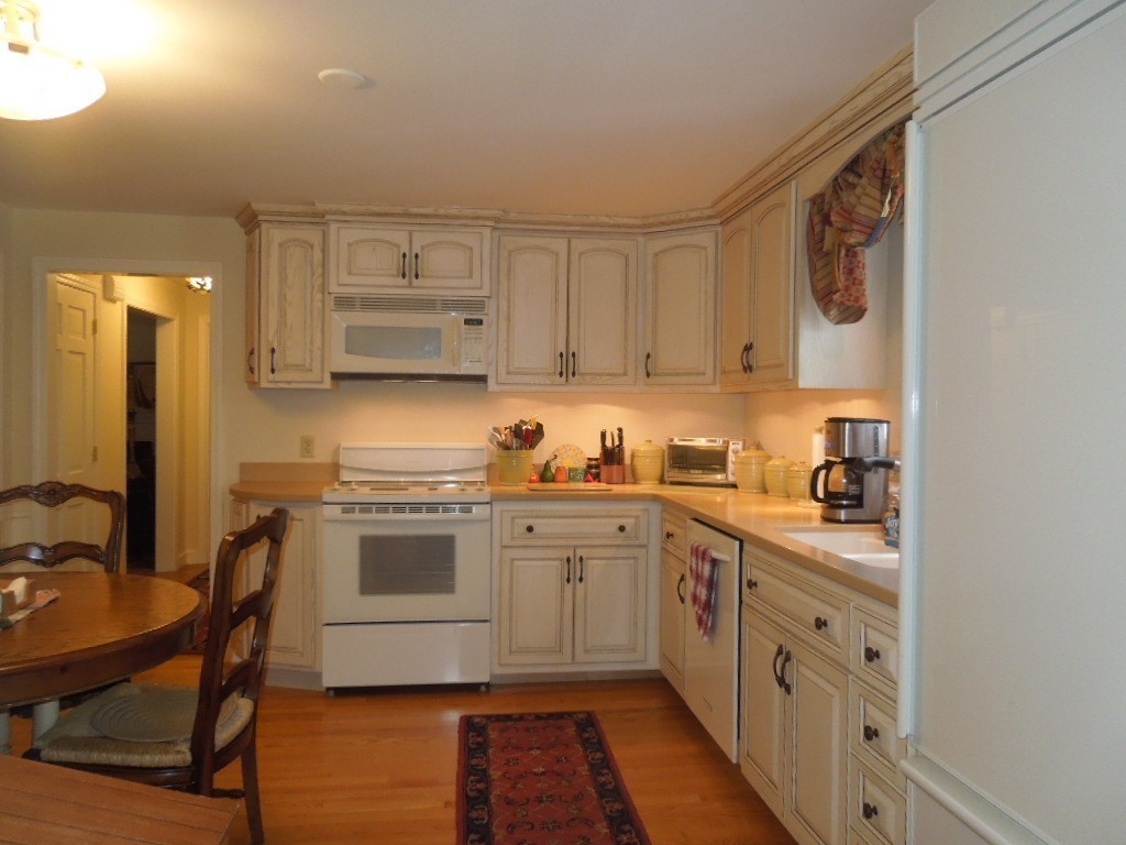 19 Old Homestead Road Westford, MA 01886 - Photo 5 of 28 Gallery Image 5
