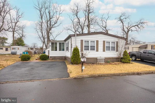 $99,900 | 4140 Davis Drive, Morrisville, PA 19067