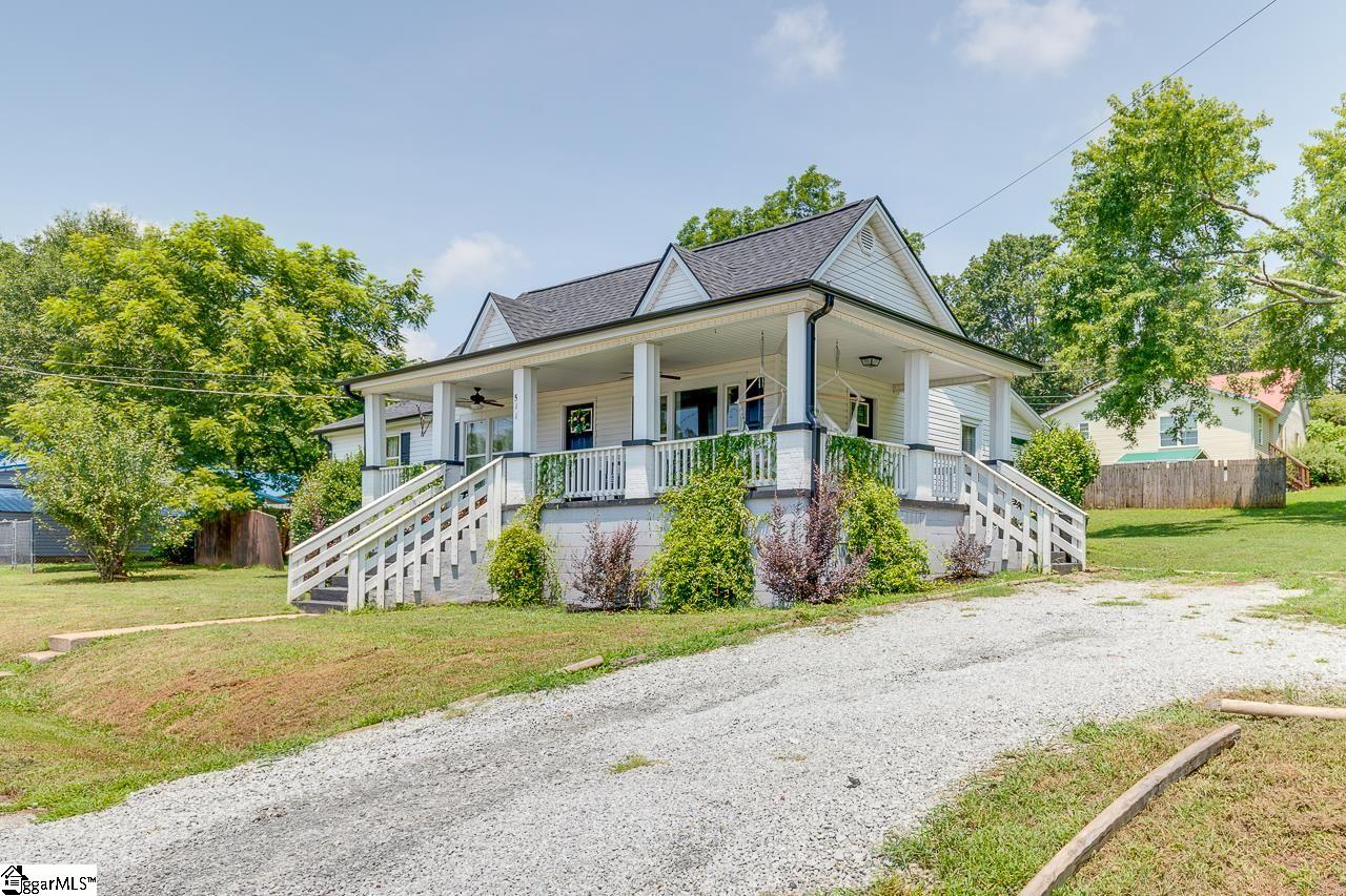 511 Blue Ridge Street Easley, SC 29640 - Photo 2 of 36 Gallery Image 2