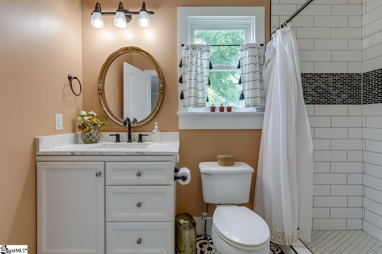 511 Blue Ridge Street Easley, SC 29640 - Photo 29 of 36 Gallery Image 29