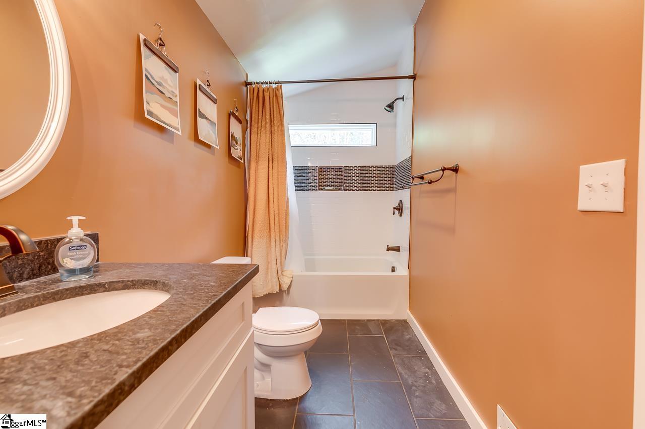 511 Blue Ridge Street Easley, SC 29640 - Photo 32 of 36 Gallery Image 32