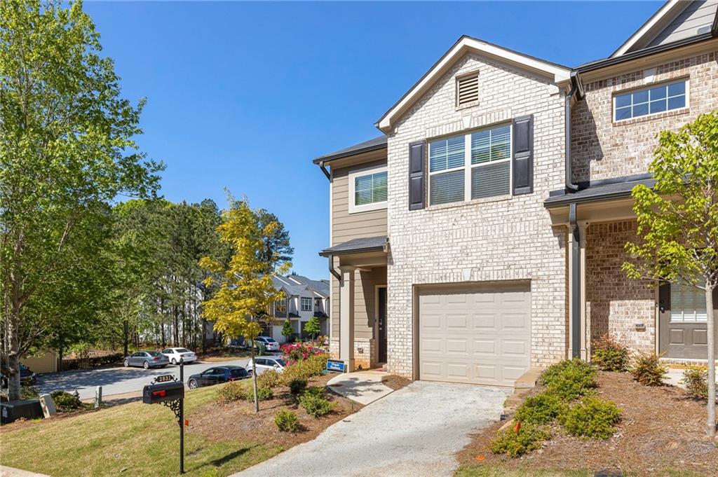 2831 Ridgeview Drive Atlanta, GA 30331 - Photo 1 of 17 Gallery Image 1