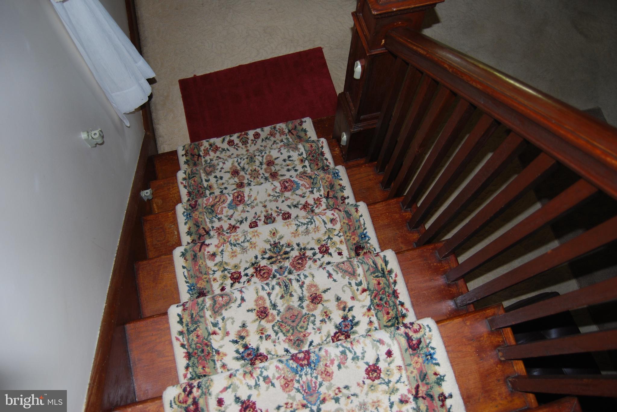 409 Kings Highway Mickleton, NJ 08056 - Photo 24 of 34 Stairway - "Down"