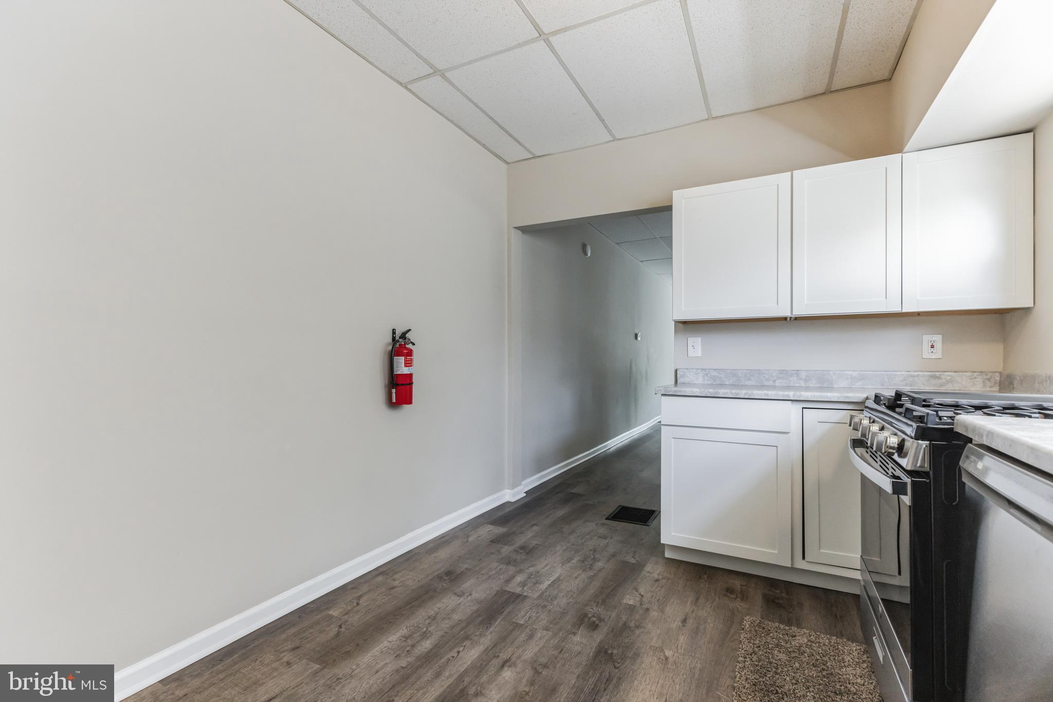 237 3rd Street Gloucester City, NJ 08030 - Photo 12 of 32