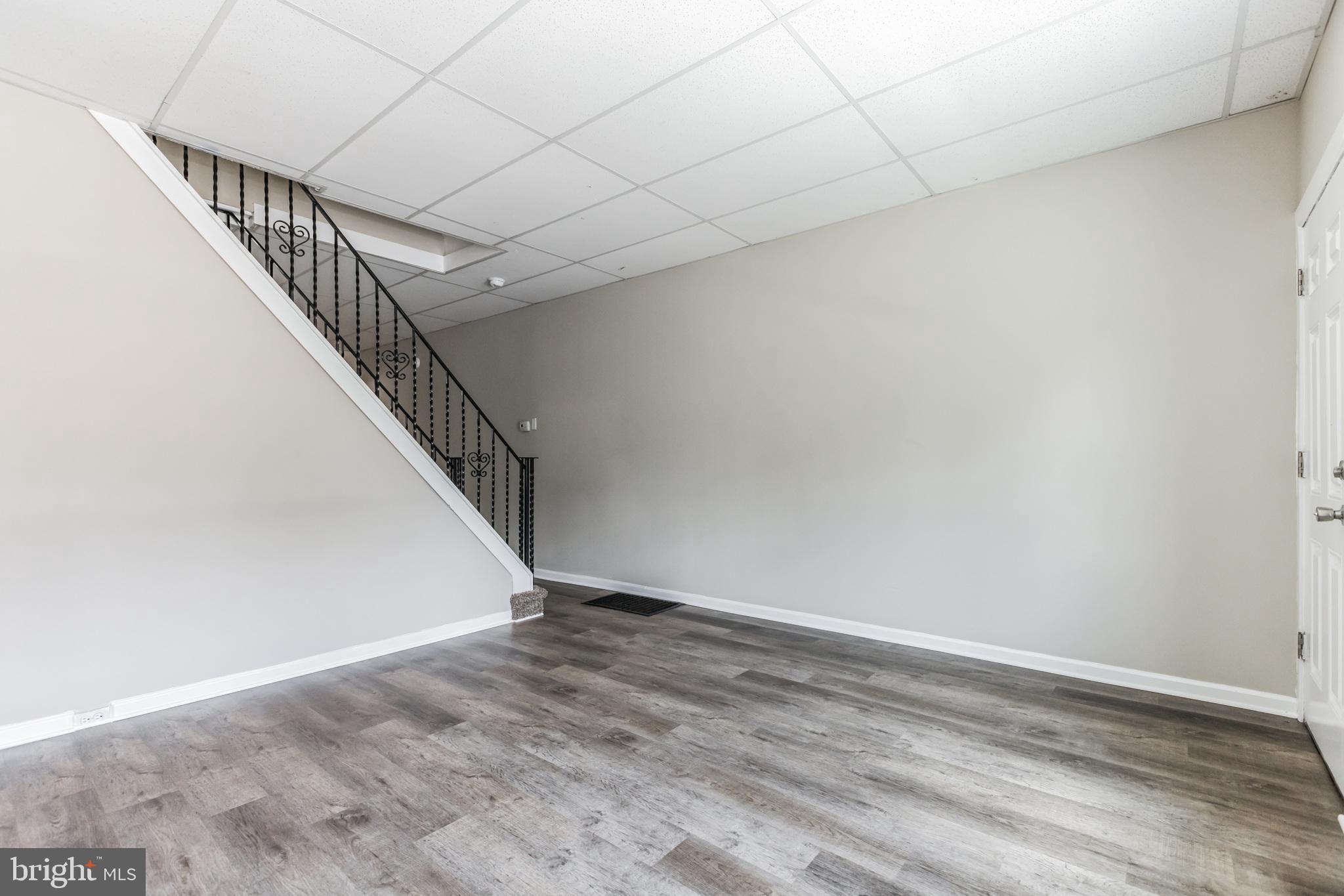 237 3rd Street Gloucester City, NJ 08030 - Photo 6 of 32